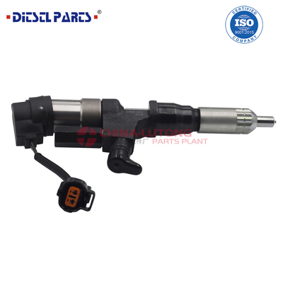 Common Rail Fuel Injector 095000-5215 Fits for DENSO Engine HINO P11C Kobelco SK450