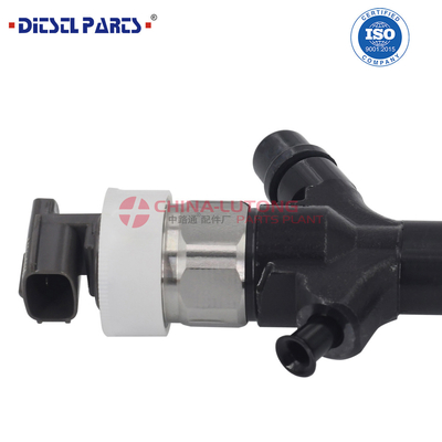 Fuel Injector 2367009360 Diesel Common Rail Injector for Toyota 2KD-FTV Injector 23670-09360 2367009360 for Hilux 2.5L 1KD-FTV 2KD-FTV 2KD-FTV Injector 23670-09360 For DENSO Injection Diesel