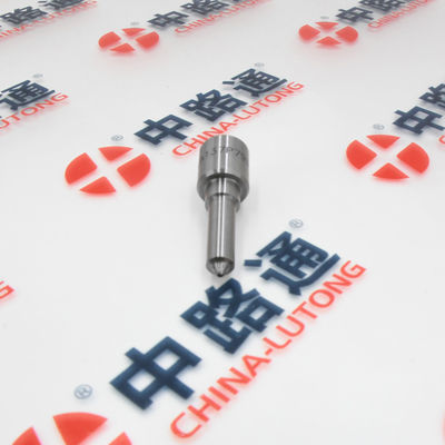 F 000 430 900 DSLA137P793  Fuel Injector Nozzle F000430900 DSLA137P793 for MWM X10 / 4.10 TCA / 6.10 TCA Durable and Reliable Design