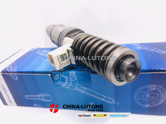 high-quality diesel fuel injectors with part number 7421644598 FOR RENAULT E3.18 Diesel Common Rail Fuel Injector Bebe4d35002