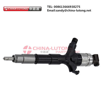 High quality TOYOTA Common rail injector DENSO 23670-0L110 for Hilux 2KD  Diesel Common Rail Fuel Injector 23670-0L110 295050-0540 For Toyota Hiace Hilux
