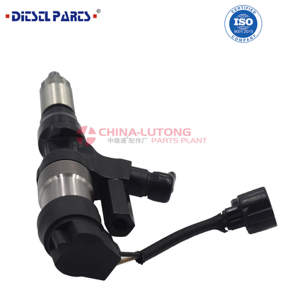 Common Rail Fuel Injector 095000-5215 Fits for DENSO Engine HINO P11C Kobelco SK450