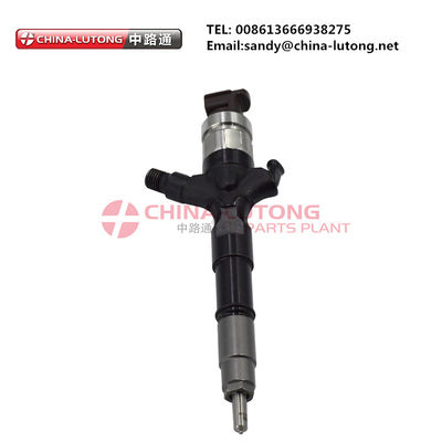 High quality TOYOTA Common rail injector DENSO 23670-0L110 for Hilux 2KD  Diesel Common Rail Fuel Injector 23670-0L110 295050-0540 For Toyota Hiace Hilux